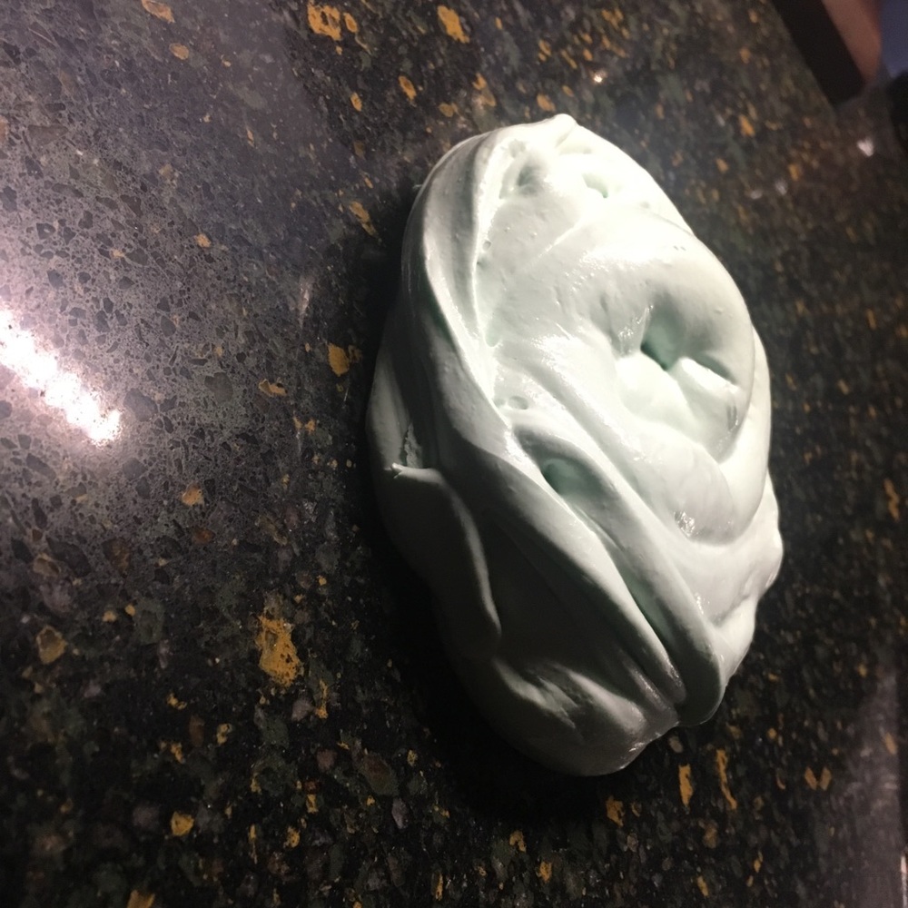 Green mint slime - Picture 2 of 5